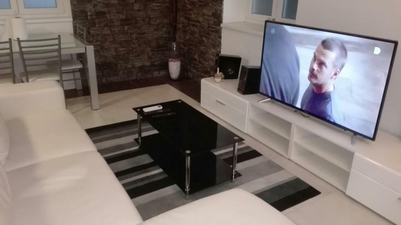 Apartment Osk Osijek Eksteriør billede